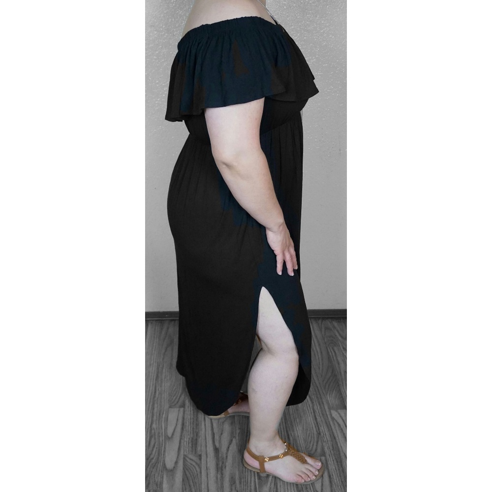Plus size off the shoulder dress w/slits
